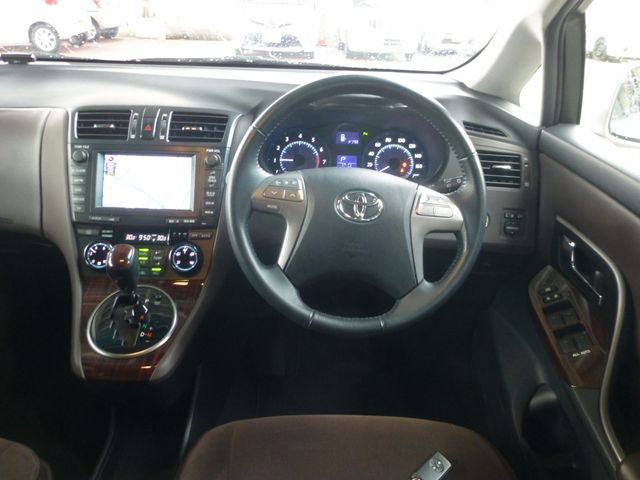 TOYOTA MARK X ZIO 2012 Image 31