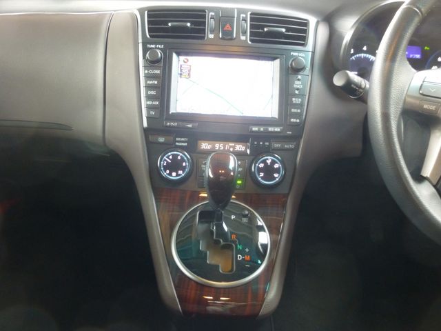 TOYOTA MARK X ZIO 2012 Image 31