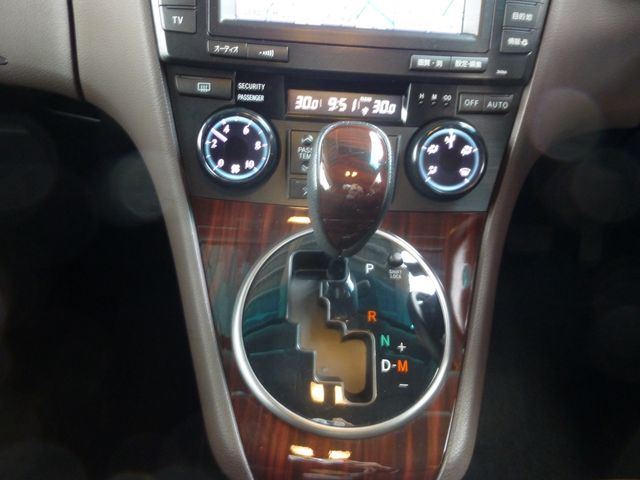 TOYOTA MARK X ZIO 2012 Image 31