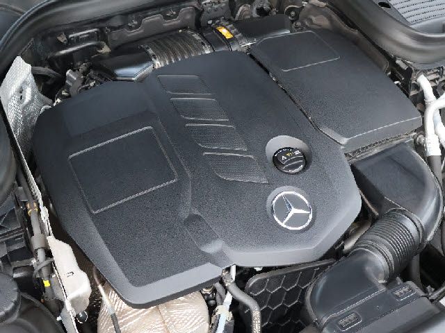 MERCEDES BENZ GLC CL 2020 Image 31