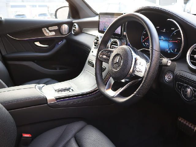 MERCEDES BENZ GLC CL 2020 Image 31