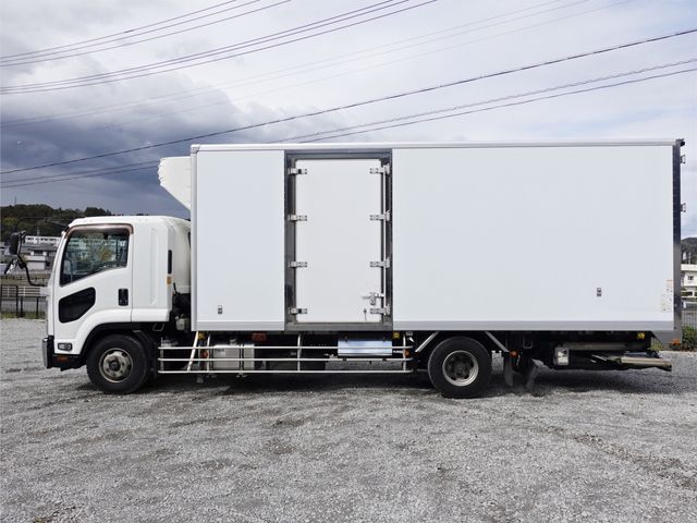ISUZU FORWARD 2015 Image 31