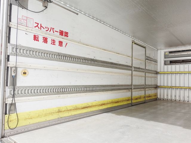 ISUZU FORWARD 2015 Image 31