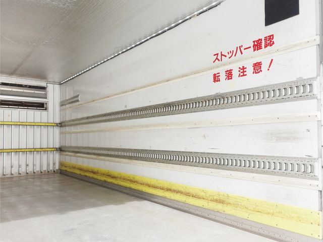 ISUZU FORWARD 2015 Image 31