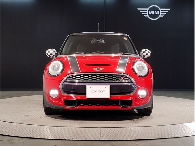 BMW MINI COOPER S 2018 Image 31