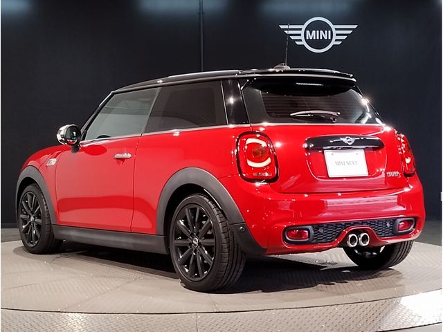 BMW MINI COOPER S 2018 Image 31