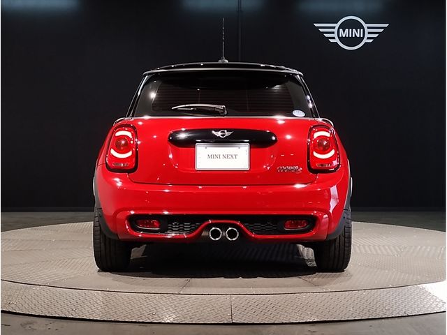 BMW MINI COOPER S 2018 Image 31