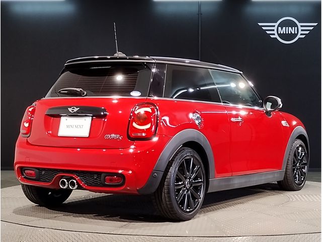 BMW MINI COOPER S 2018 Image 31