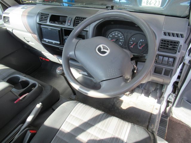 MAZDA BONGO TRUCK 1.15T 2W 2017 Image 31