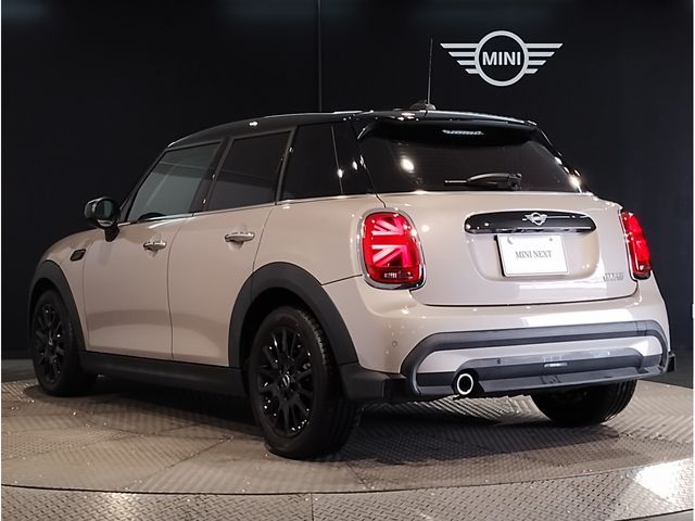 BMW MINI COOPER 5DOOR 2021 Image 31