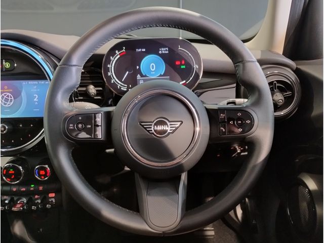 BMW MINI COOPER 5DOOR 2021 Image 31