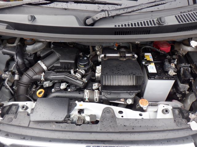 DAIHATSU TANTO CUSTOM 2022 Image 31