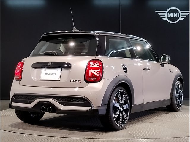 BMW MINI COOPER S 2022 Image 31