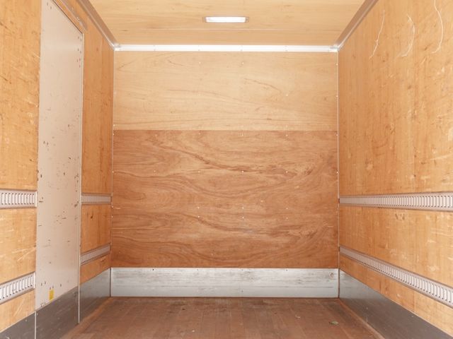 MITSUBISHI FUSOU FIGHTER 2016 Image 31