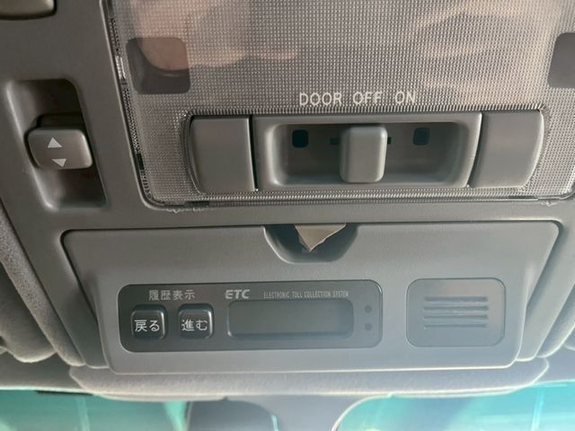 TOYOTA CELSIOR 2005 Image 31