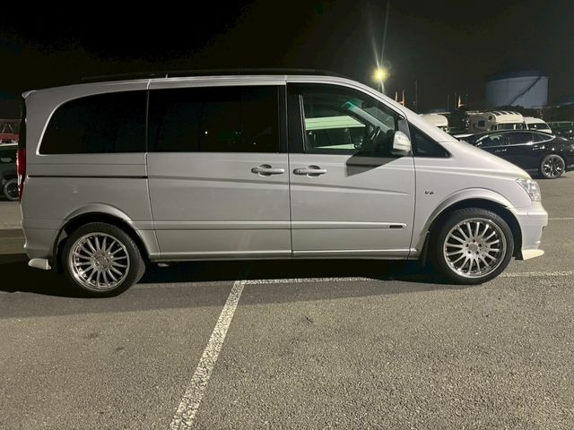 MERCEDES BENZ V CLAS 2012 Image 31