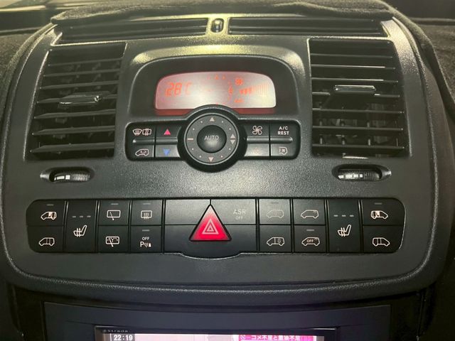 MERCEDES BENZ V CLAS 2012 Image 31