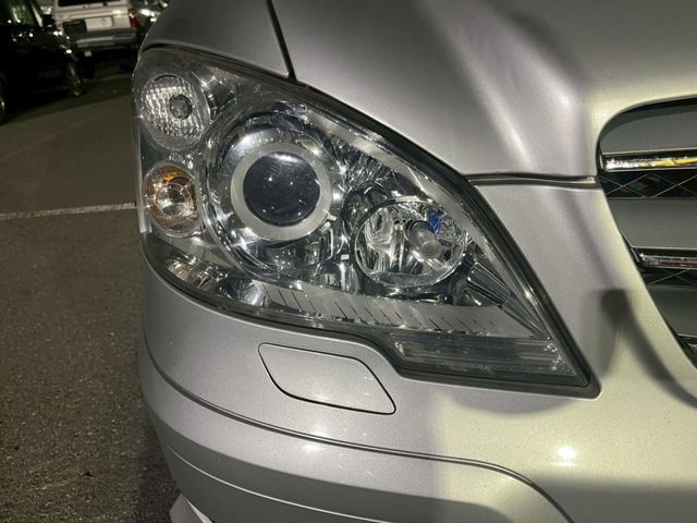 MERCEDES BENZ V CLAS 2012 Image 31