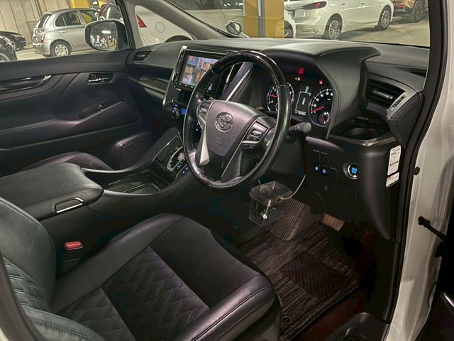 TOYOTA VELLFIRE 2016 Image 31