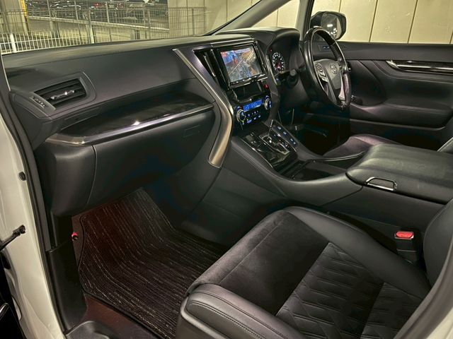 TOYOTA VELLFIRE 2016 Image 31