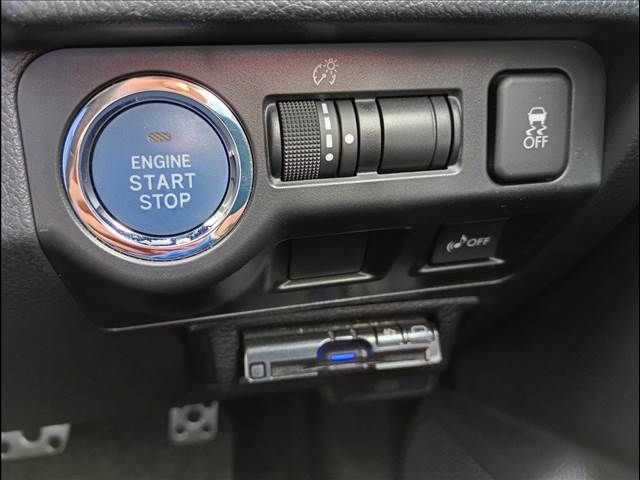 SUBARU IMPREZA SPORT HYBRID 2015 Image 31