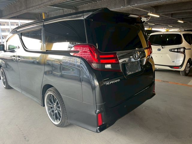 TOYOTA ALPHARD 2015 Image 31