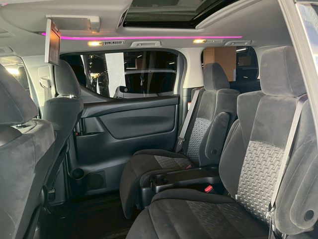 TOYOTA ALPHARD 2015 Image 31