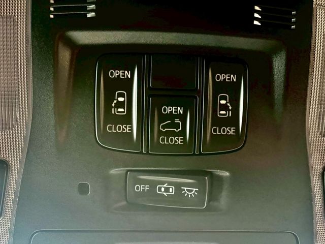 TOYOTA ALPHARD 2015 Image 31