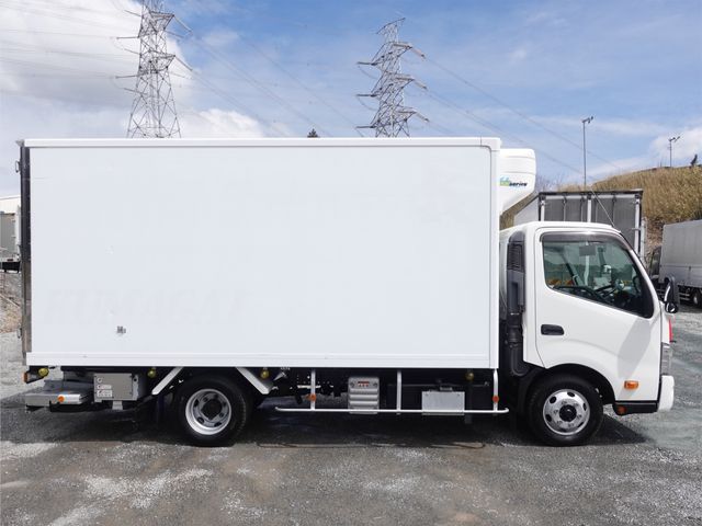 HINO DUTRO 2020 Image 31
