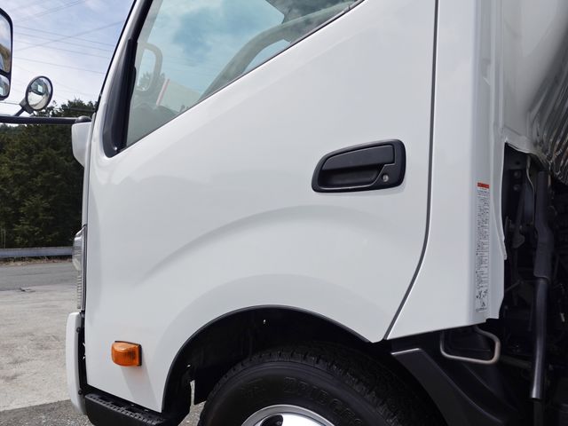 HINO DUTRO 2020 Image 31