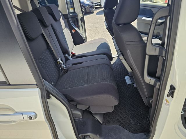 TOYOTA ROOMY 2023 Image 31