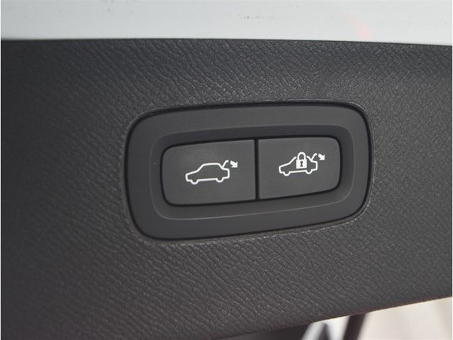 VOLVO XC90 2020 Image 31