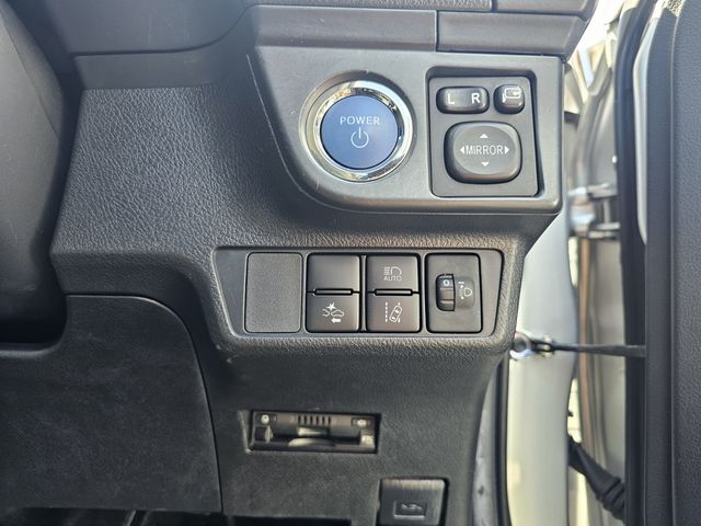 TOYOTA COROLLA FIELDER HYBR 2020 Image 31