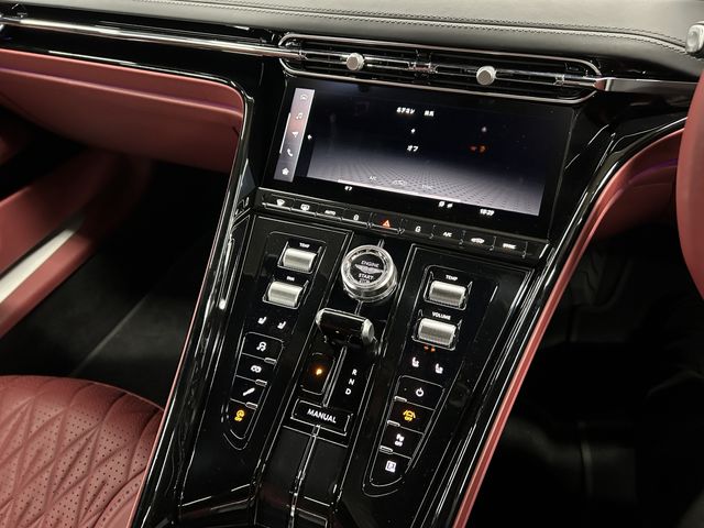 ASTON MARTIN ASTON MARTIN 2024 Image 31