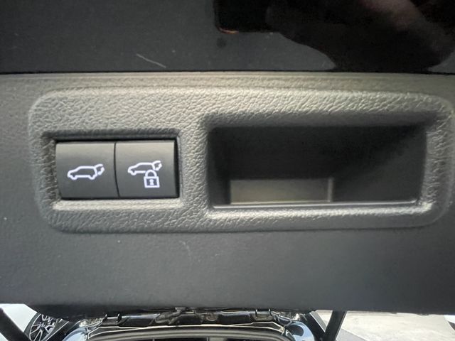 TOYOTA HARRIER HYBRID 2021 Image 31