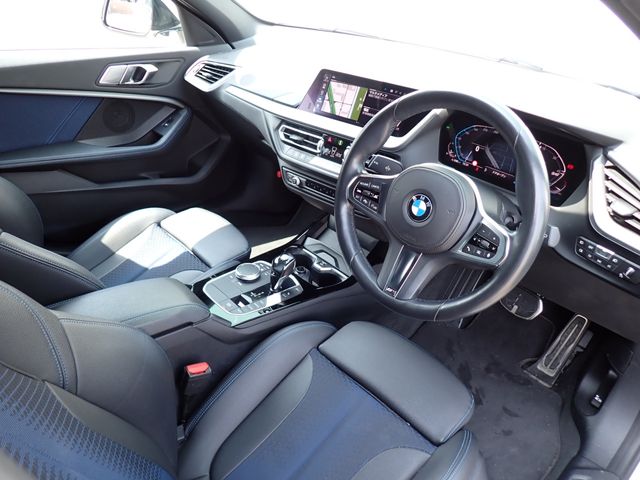 BMW 1SERIES 2019 Image 31