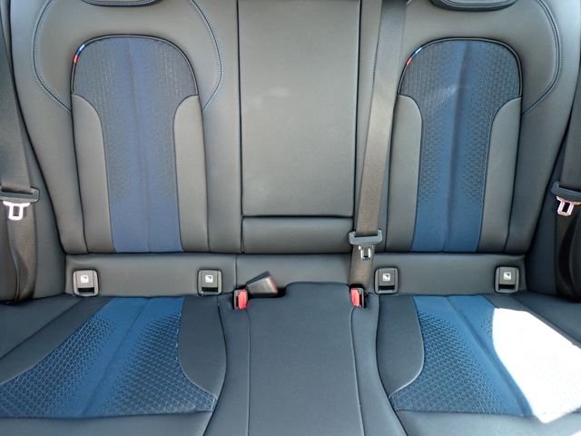 BMW 1SERIES 2019 Image 31