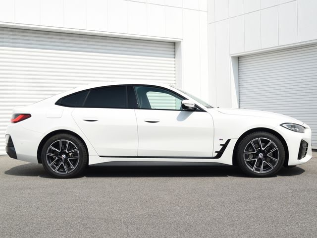 BMW I4 2023 Image 31