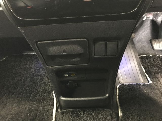 TOYOTA NOAH 2021 Image 31