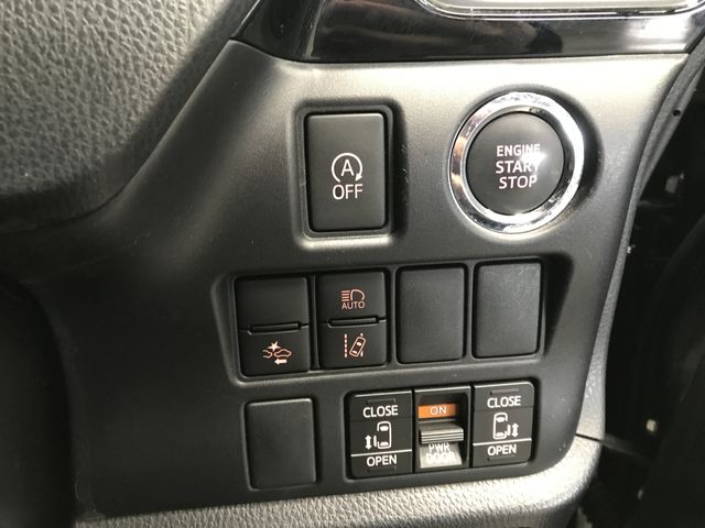 TOYOTA NOAH 2021 Image 31