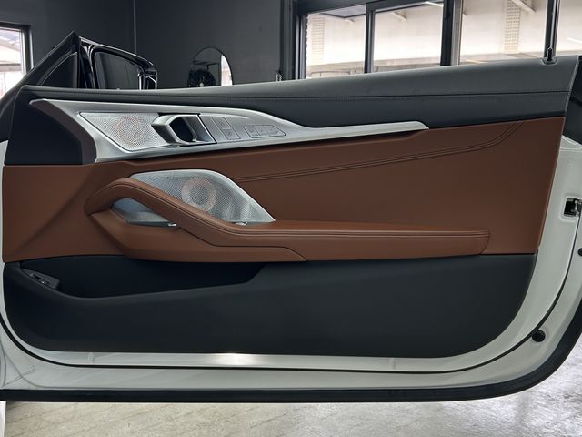 BMW 8SERIES OPEN 2022 Image 31