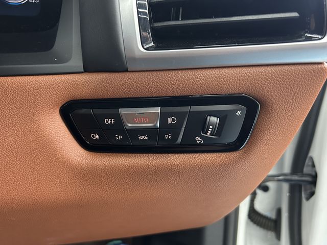 BMW 8SERIES OPEN 2022 Image 31