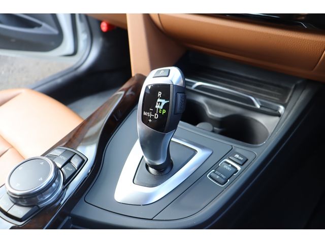 BMW 3SERIES SEDAN 2015 Image 31