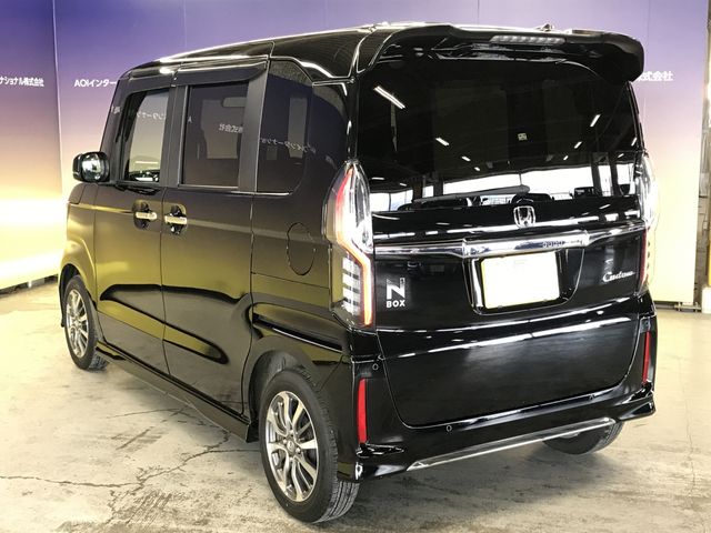 HONDA N BOX CUSTOM 2023 Image 31