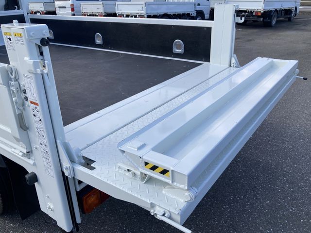 TOYOTA DYNA 2019 Image 31