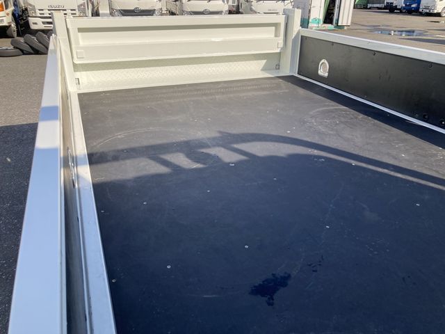 TOYOTA DYNA 2019 Image 31