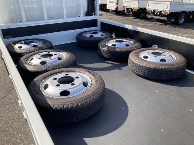 TOYOTA DYNA 2019 Image 31