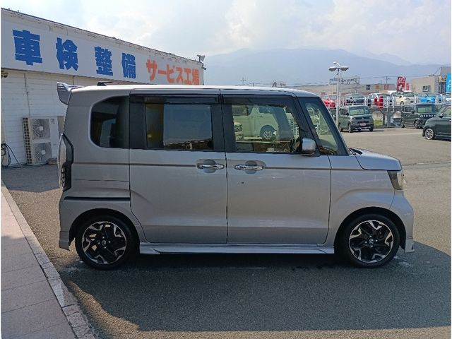 HONDA N BOX CUSTOM 2018 Image 31