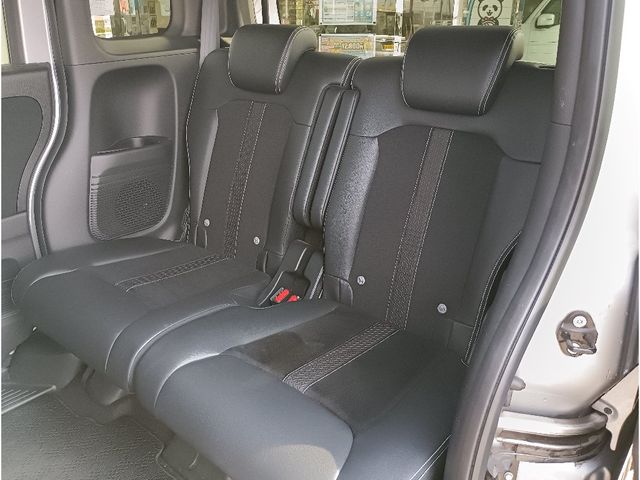 HONDA N BOX CUSTOM 2018 Image 31