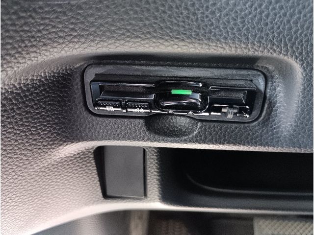 HONDA N BOX CUSTOM 2018 Image 31